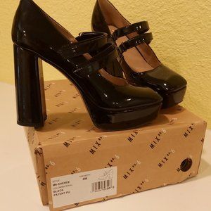 Brand New Black Pumps